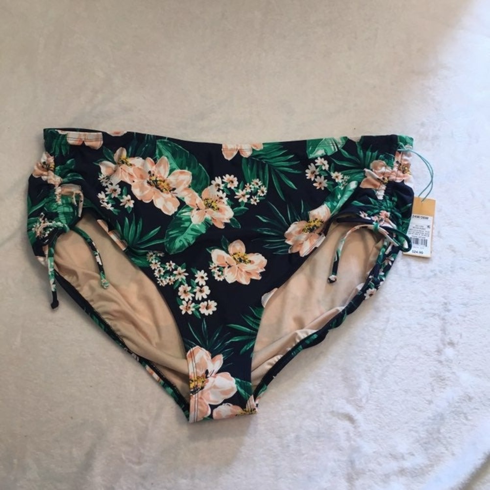 New womems bikini bottoms‎ 24W/26w